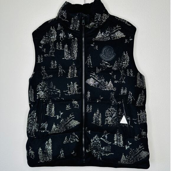 NWT RARE Moncler Titan Gilet Black Rhinestone Winter Ski Motif Vest 3 / Large - Picture 1 of 16